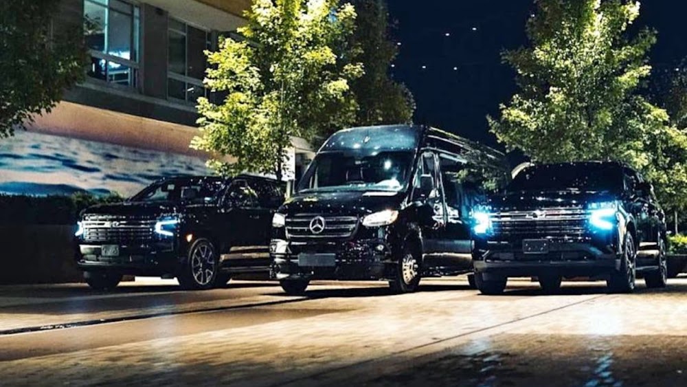 Limo Bus Montreal Service