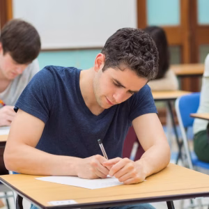 What’s the Best Way to Pass Your Online Exam Quickly?